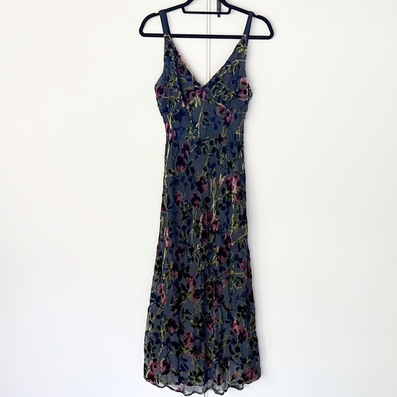 WAYF Velvet Sedona Bias Midi Dress - Picture 3 of 8